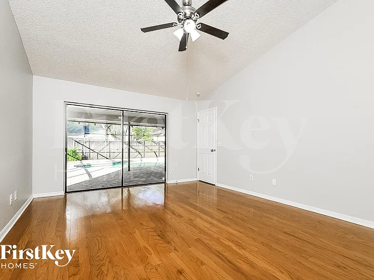 2720 Briarpatch Dr — Photo 8