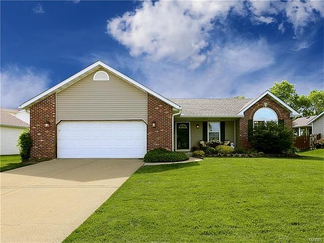 1st image of 5 Cambridge Ct