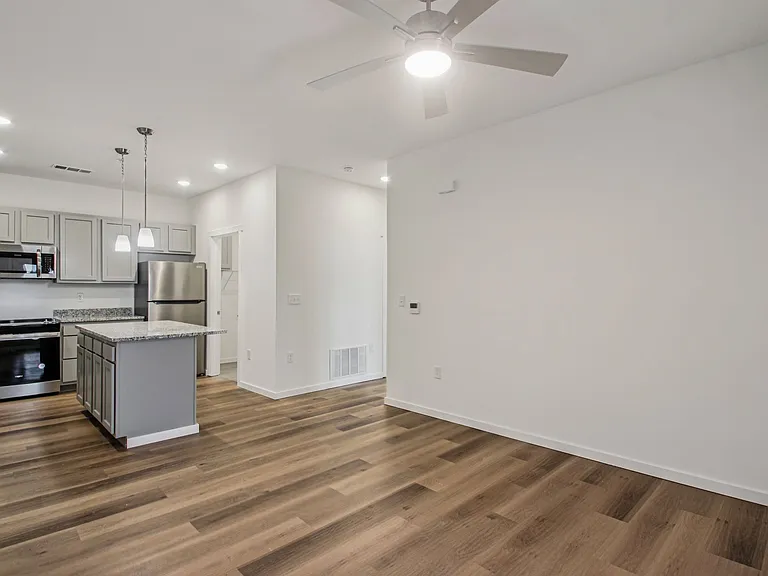 Portland Place Apartments — Photo 50
