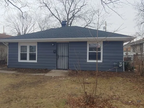 5955 N 79th St, Milwaukee, WI