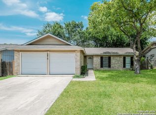 5819 Oak Run St, San Antonio, TX 78247