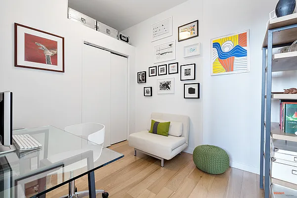 Sold by Modern Spaces | media 18