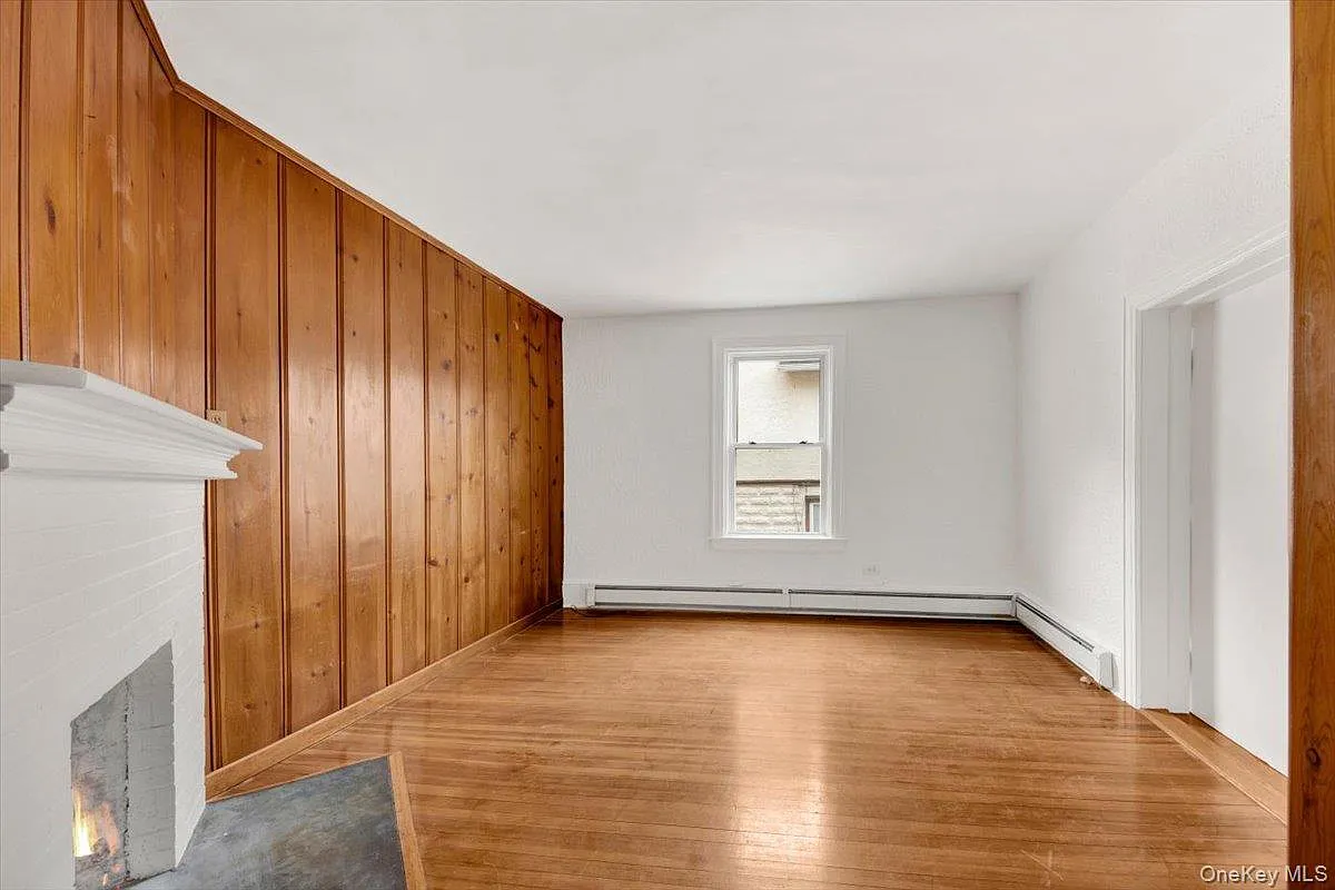 2 bed, 1.0 bath, 1124 sqft, $2,800 — Photo 3