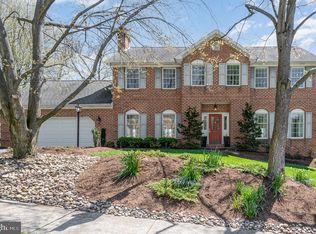 2415 Melbourne Dr, Harrisburg, PA 17112