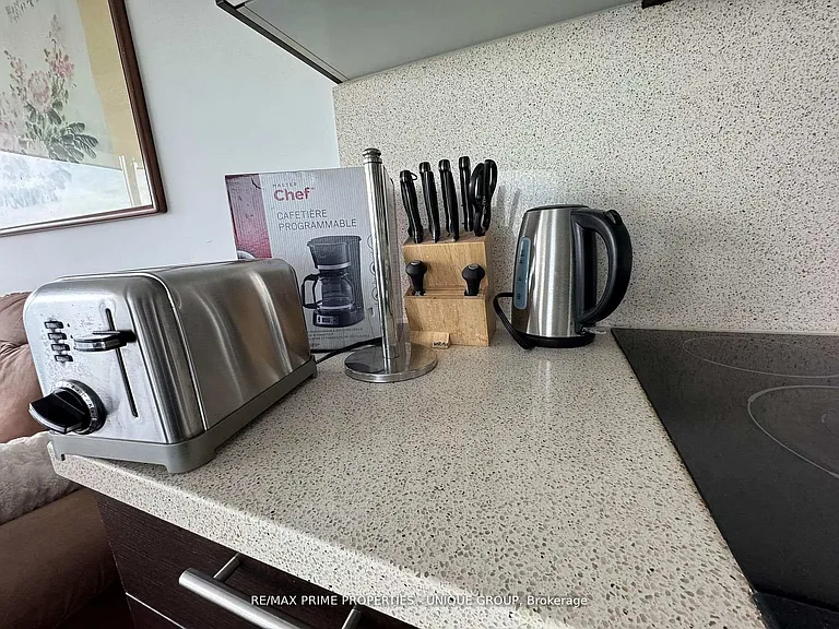386 Yonge St #5316 — Photo 16