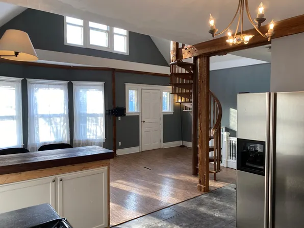 127 Ashland Ave #2, Buffalo, NY 14222