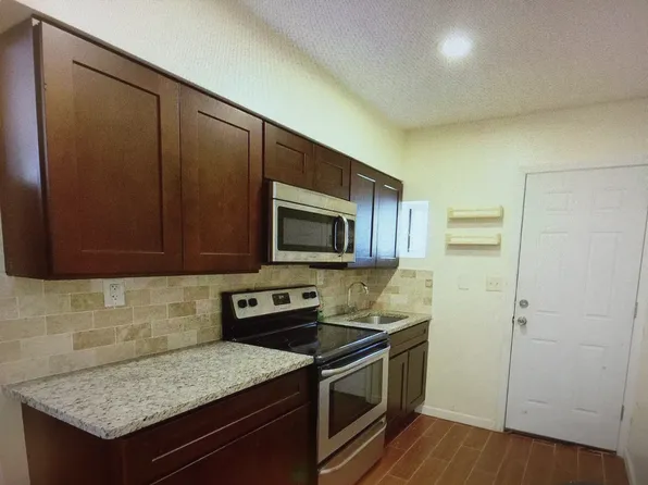 406 N 40th St Floor 1, Philadelphia, PA 19104