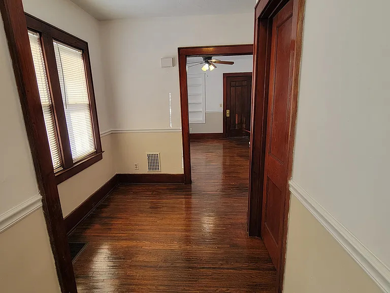 114 Roser St #1 — Photo 12