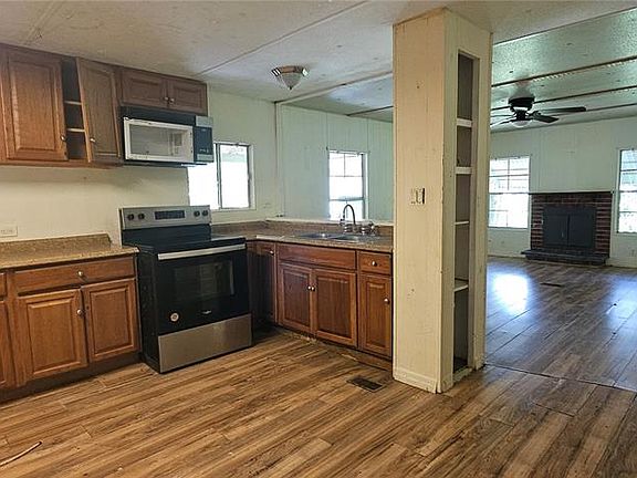 4th image of 107 APACHE AVENUE