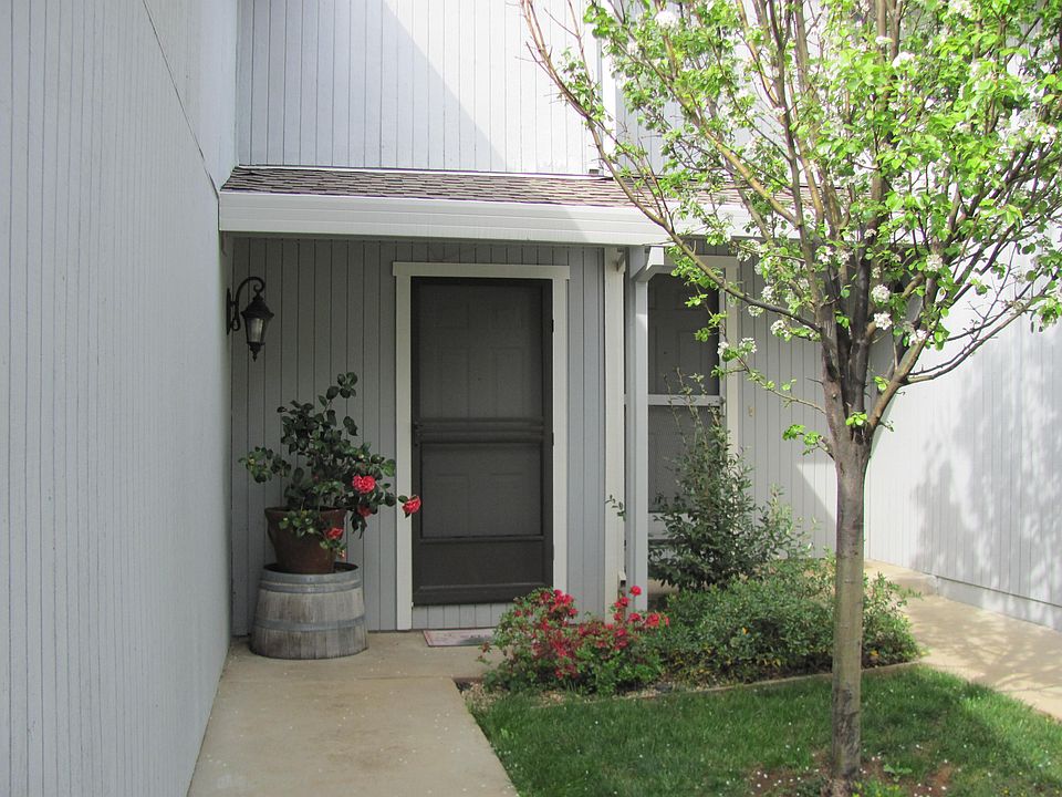 1st image of 3345 Bow Mar Ct
