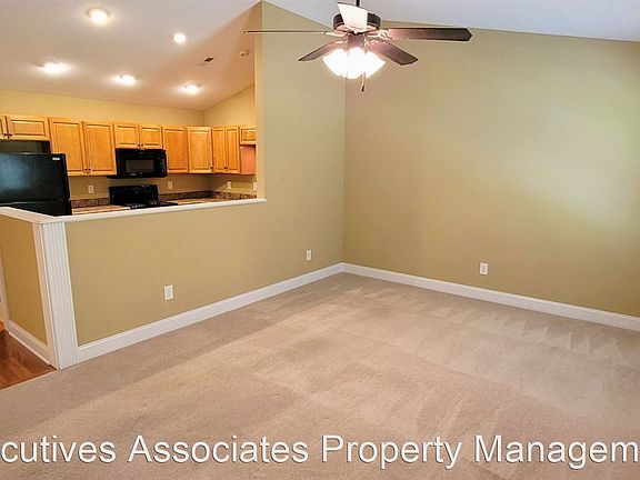 5th image of 5813 Metropolitan Way