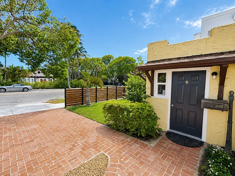 743 Park Pl — Photo 27