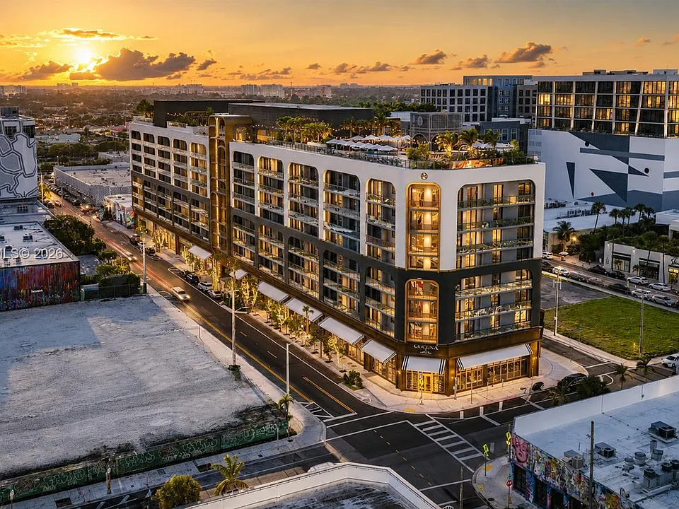 2700 NW 2nd Ave #728
