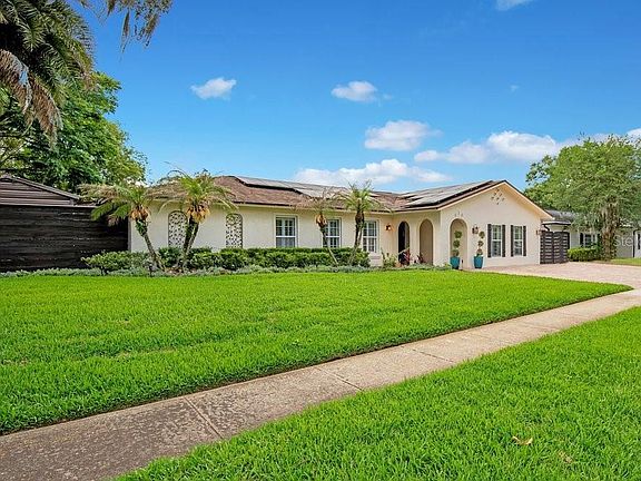 3rd image of 614 BROOKWOOD LANE