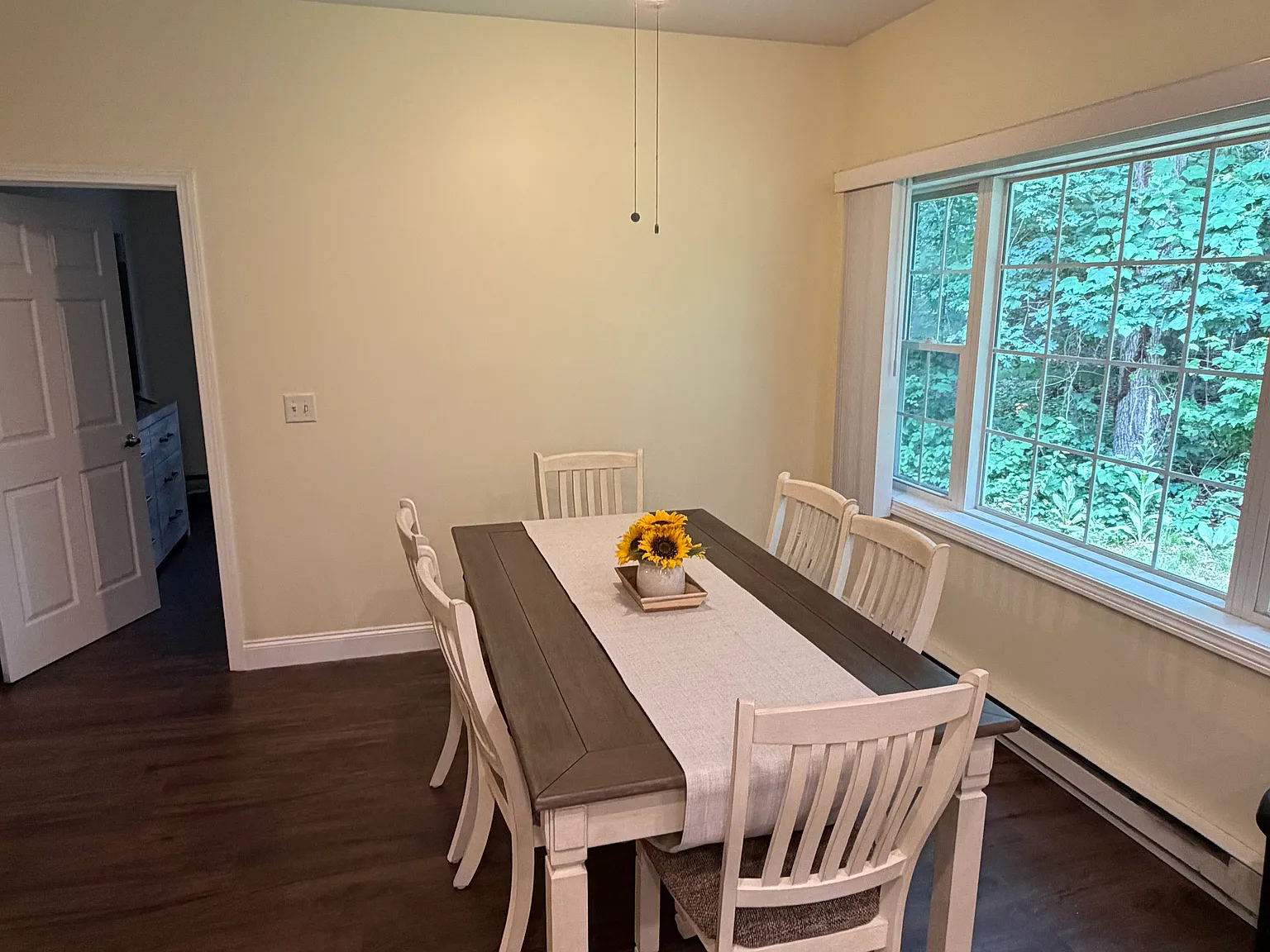 2 bed, 1.5 bath, 990 sqft, $2,500 — Photo 4