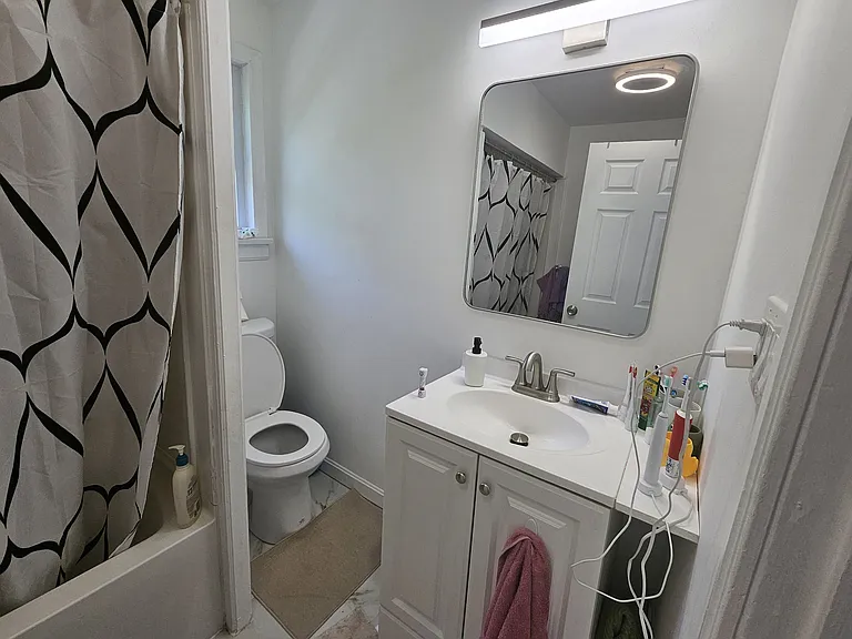 804 Dubois St — Photo 14