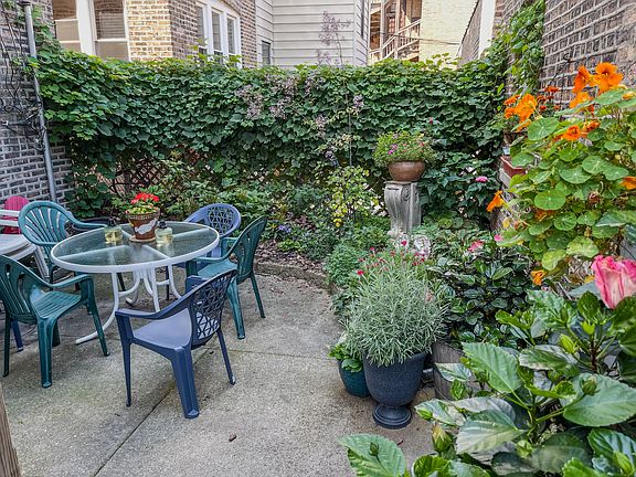 2nd image of 2646 W Winnemac Ave #1