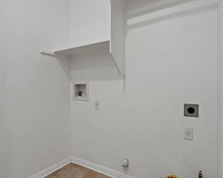 9013 Sautelle Ln — Photo 21