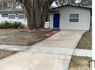 395 Arora Blvd, Orange Park, FL 32073