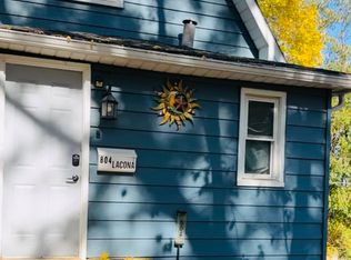 804 Lacona Ave, Des Moines, IA 50315