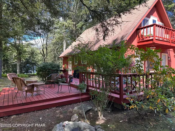 201 Long View Ln, Pocono Pines, PA 18350