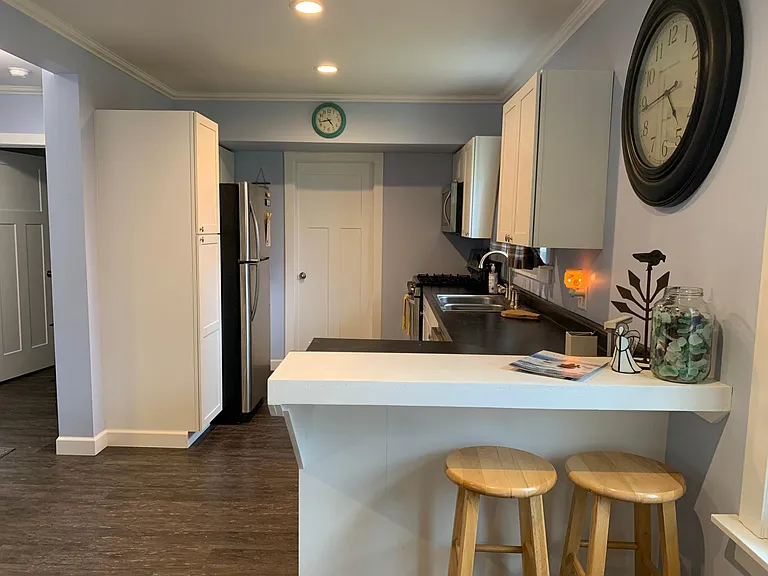 205 Canton Ave — Photo 8