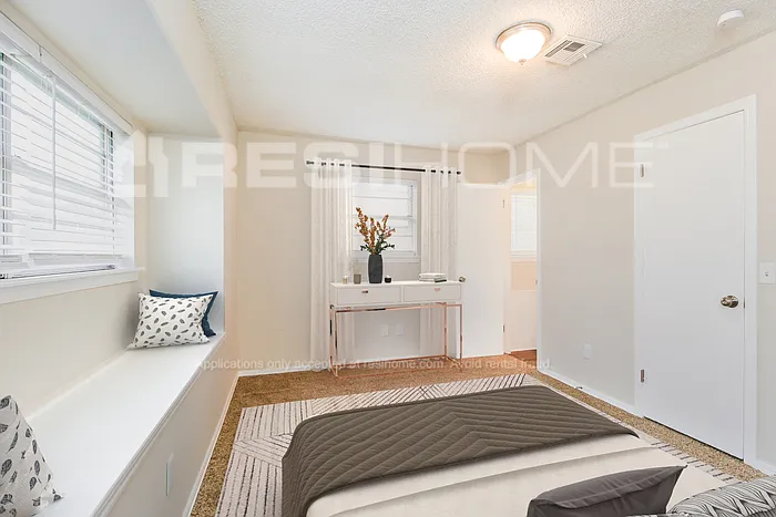613 Howard Ct — Photo 8