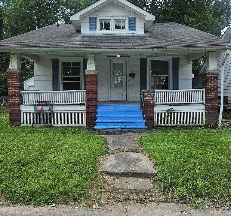 1st image of 341 W Harrison Ave