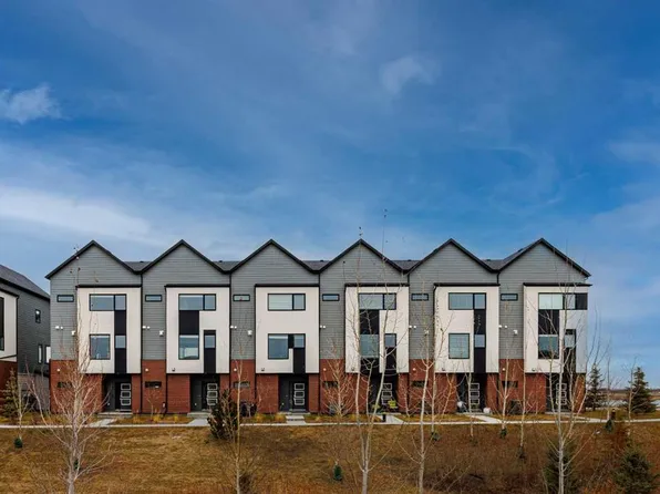 213 Alpine Rush Vw, Rocky View County, AB T3Z 0E7