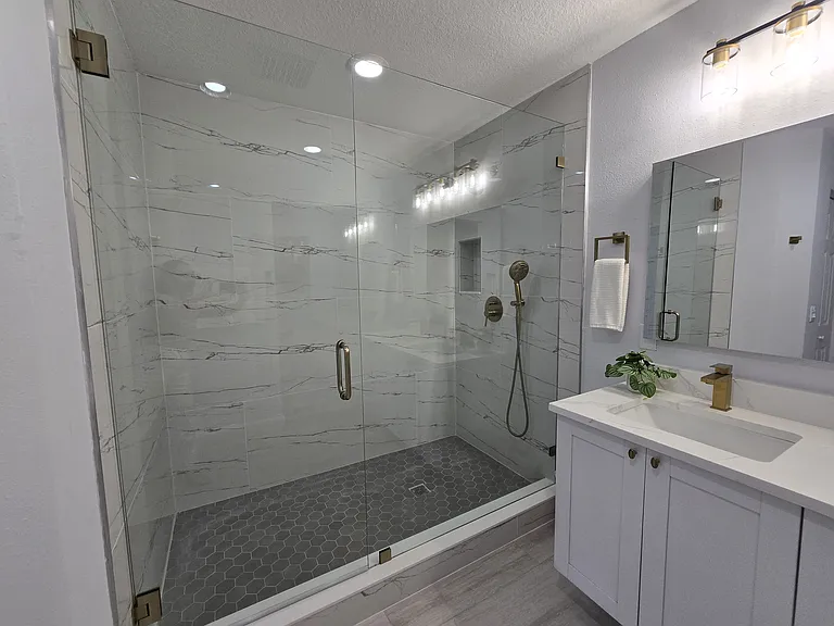3701 54th Dr W #104 — Photo 42