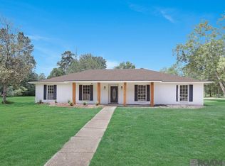 9536 Fairway Dr, Denham Springs, LA 70726