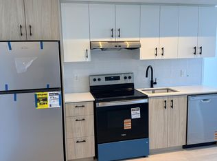 4853 Thomas Alton Blvd #331, Burlington, ON L7M 0H3