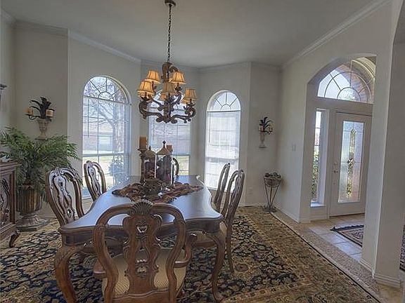 4th image of 9605 Beck Dr