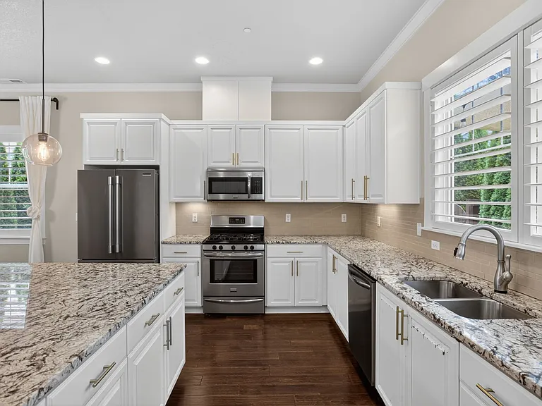 12356 SW Athens Ln — Photo 13