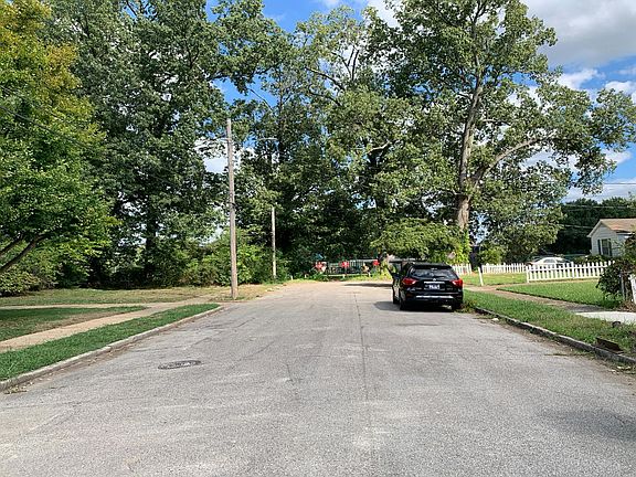 5th image of 3875 Faxon Ave
