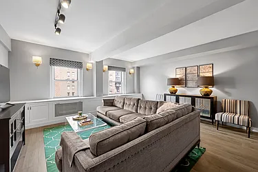 2166 Broadway, #7B