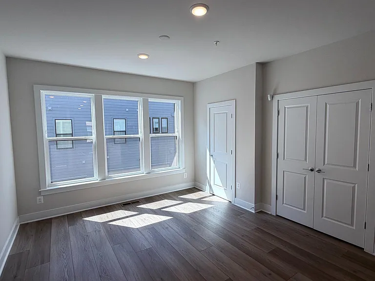 12742 Verdant Way — Photo 3