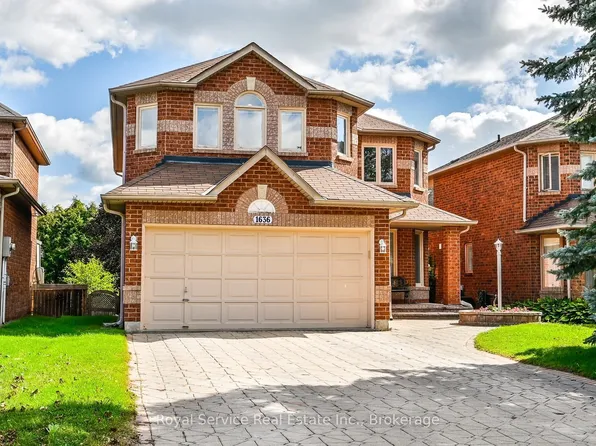 1636 Edenwood Dr, Oshawa, ON L1G 7Y6