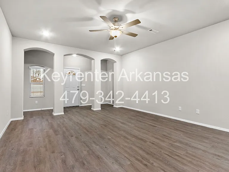118 Stinson St — Photo 6