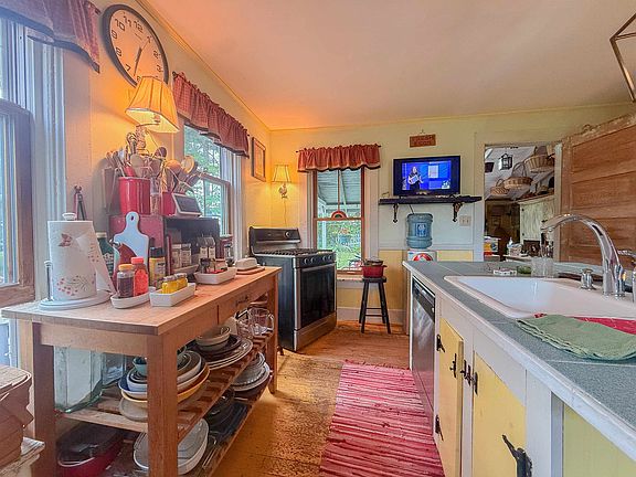 9th image of 31 Amerio Road