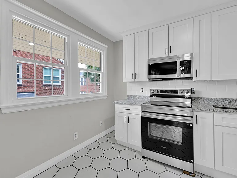 1633 Belmonte Ave #B — Photo 16