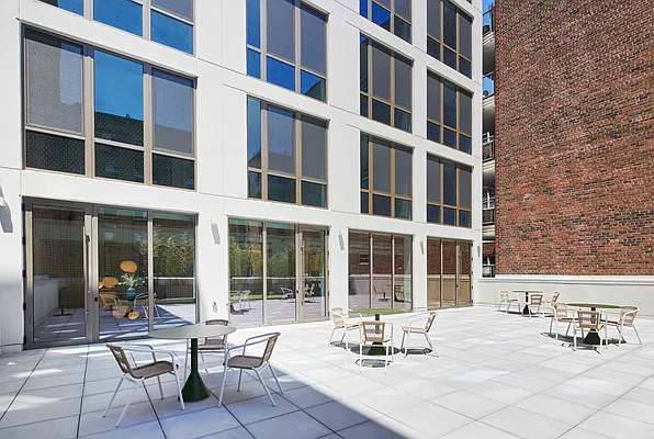 Rented by Compass | media 32