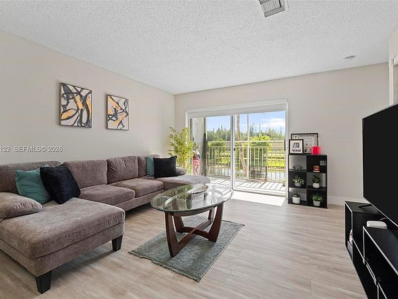 5th image of 4736 NW 114th Ave Unit 205