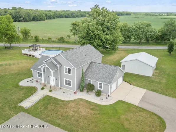 2490 Kinneville Rd, Leslie, MI 49251