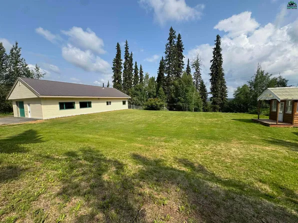 1526 Gateway Dr, Fairbanks, AK 99709