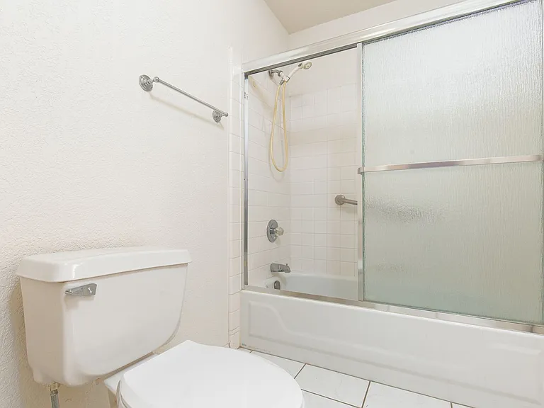 7281 Vista Bonita Dr — Photo 12