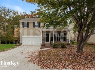 2336 Equestrian Dr, Matthews, NC 28105