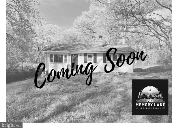 1207 Piney Breeze Ln, Westminster, MD 21157