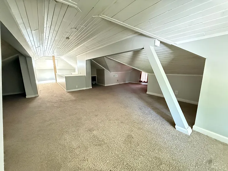 1038 S Fremont Ave — Photo 27