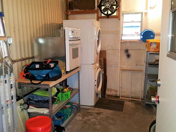 5th image of 3817 Tall Oaks Ln